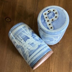 Pottery Vintage Salt and Pepper Shakers. Beautiful Blue Glaze.